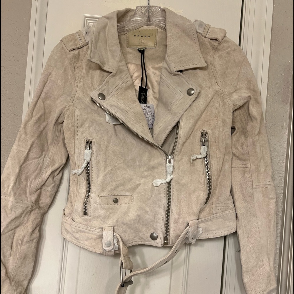 Blank NYC brand new with tags adorable leather jacket with cute buckle detail - Picture 4 of 13